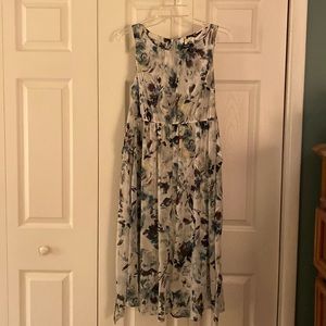 💜 FREE w/ PURCHASE 💜🍃 Simply Vera Vera Wang Floral Sleeveless Midi Dress 🍃